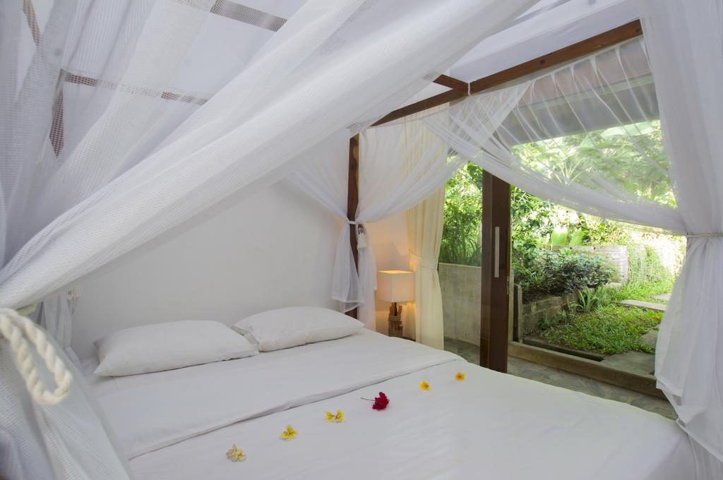 Indo Rumah Zengarden Buleleng  Room photo