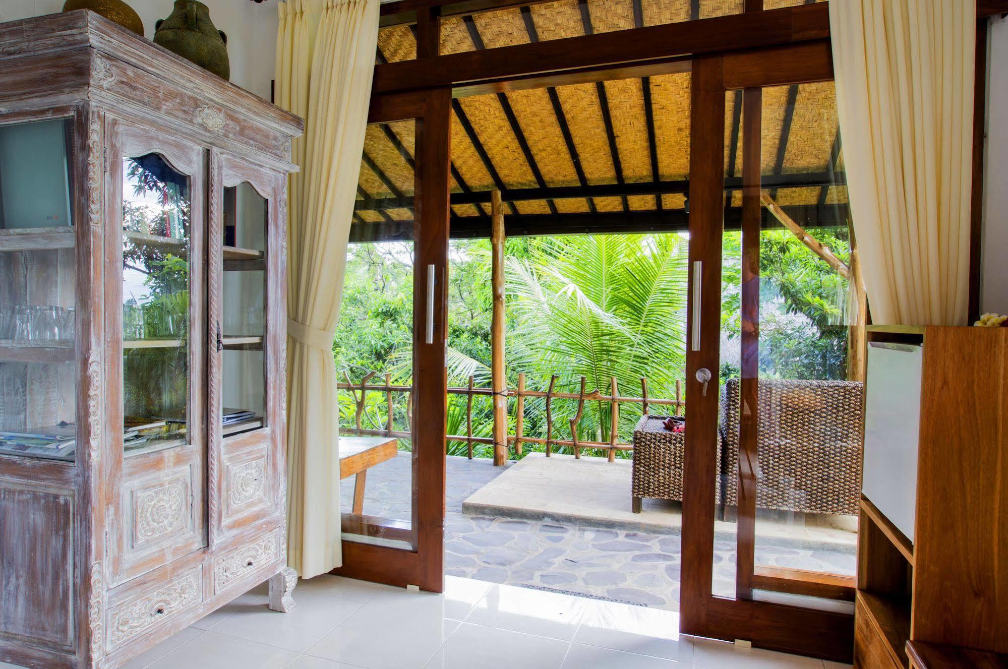 Indo Rumah Zengarden Buleleng  Exterior photo