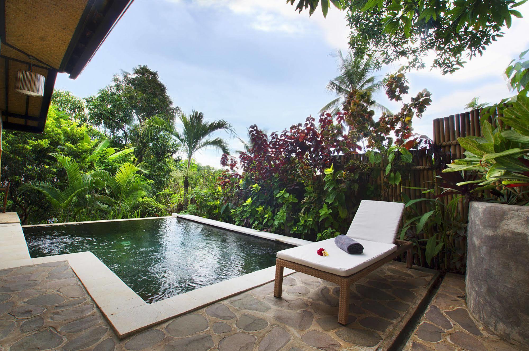 Indo Rumah Zengarden Buleleng  Exterior photo